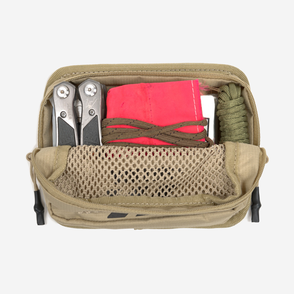 HookiePouchDetail__55196.1748453763