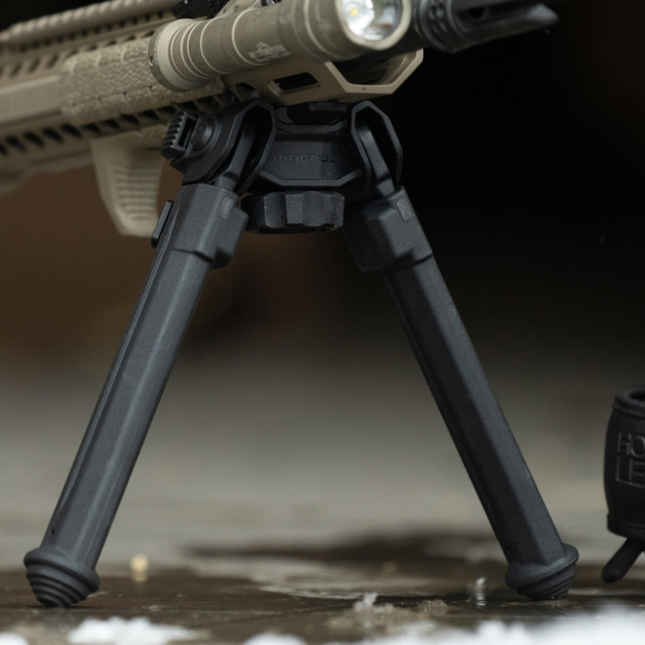 mag1511-blk_magpul_moe_qd_bipod_m-lok_05_1