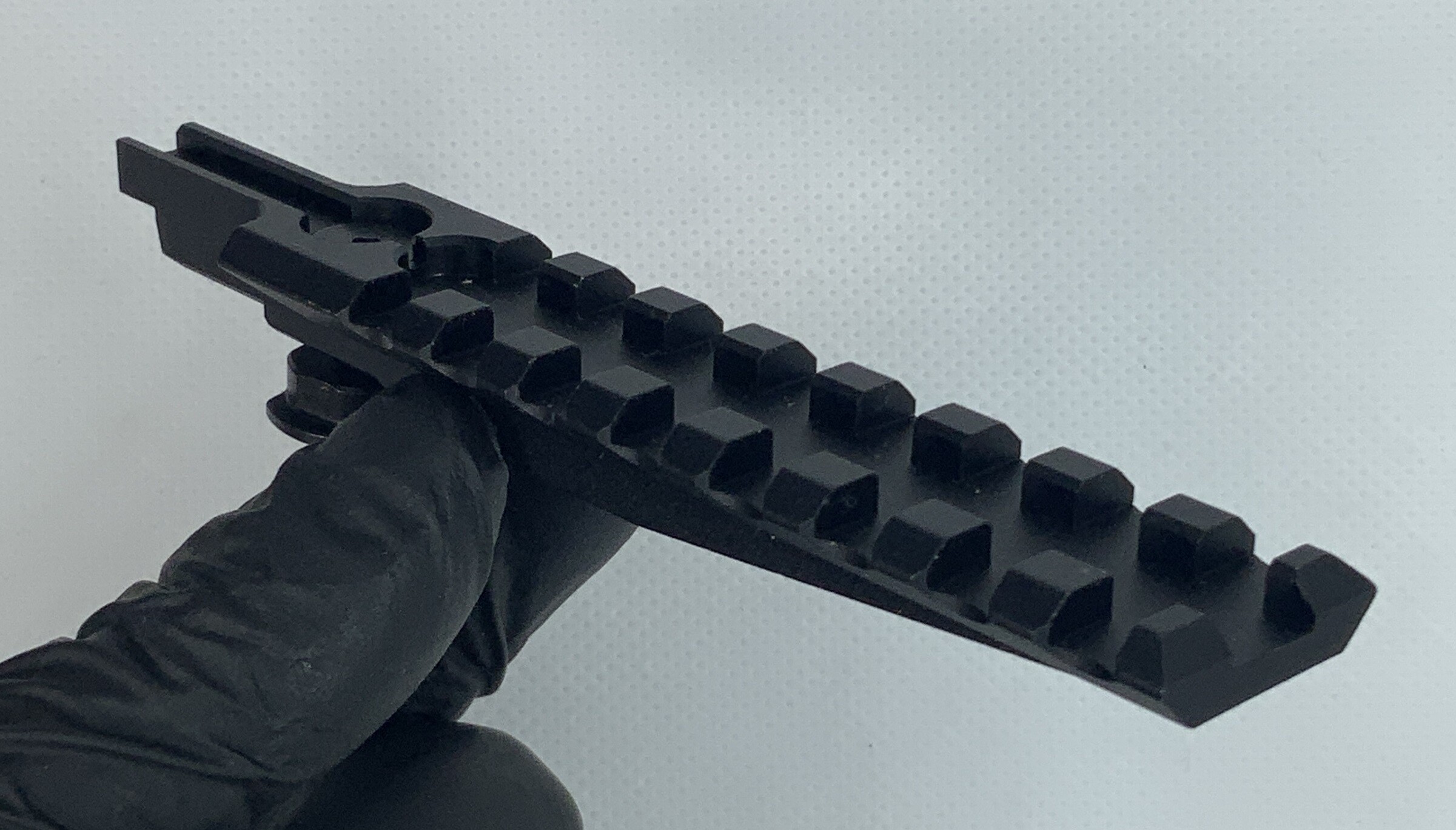 Rail Picatinny hausse arrière pour AKM - PIONEER ARMS CORP